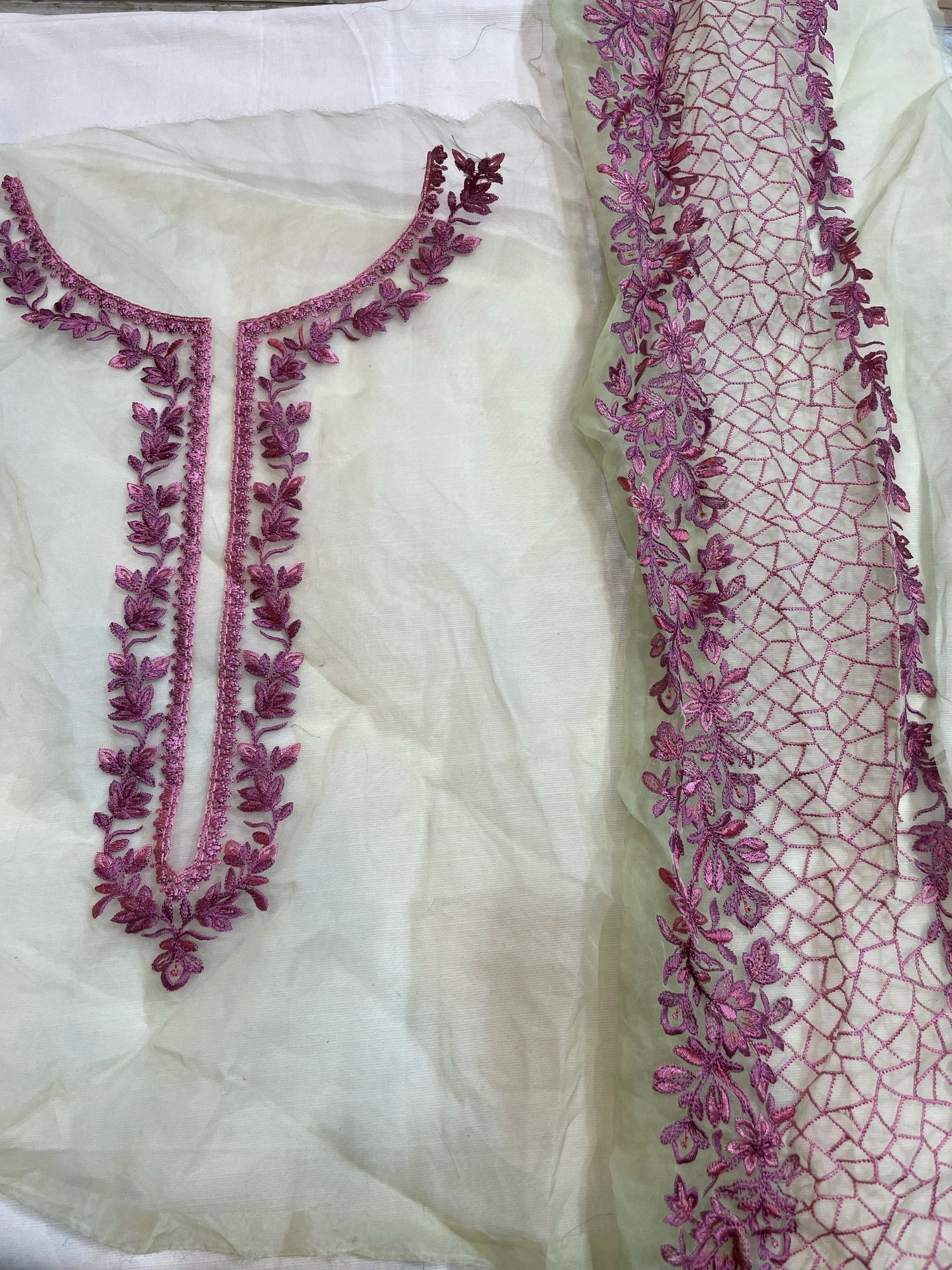 Neck Sets