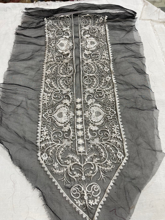 Embroidery Neck