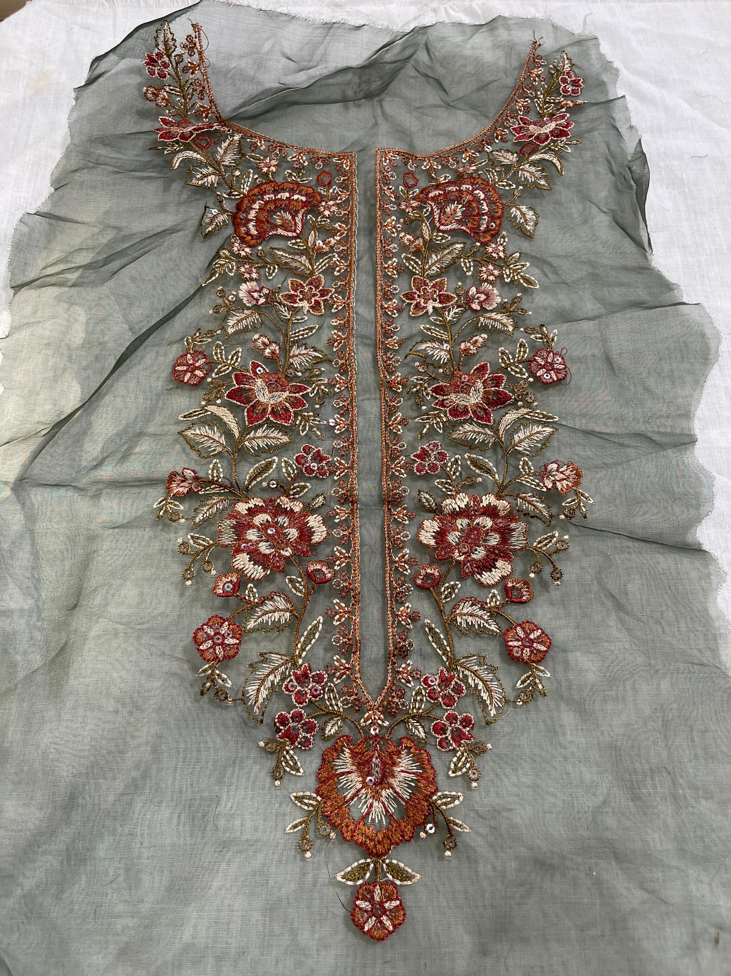 Stylish Neck